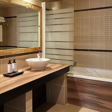 L'arboisie Apartmanhotel 4*